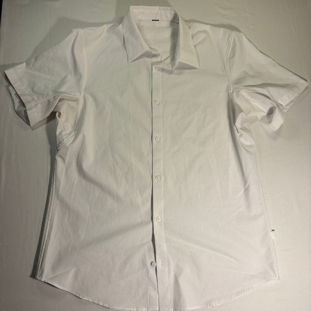 Lululemon Mens White Grid Texture Short Sleeve Button Down Shirt Size L